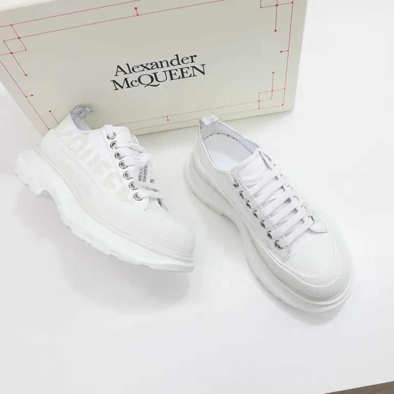 Alexander McQueen Shoe 